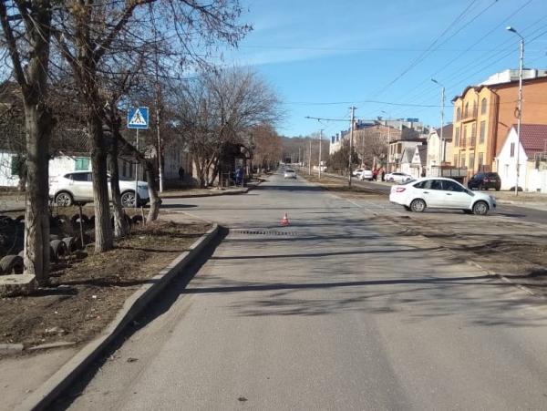 Сбившего ребенка водителя ищут сотрудники полиции в Пятигорске